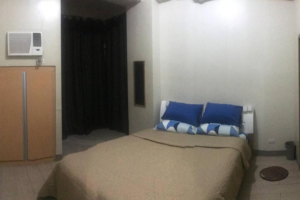 Lovely 2 Bed Room Condo Infront Of Naia Terminal 3 Manila Exterior foto