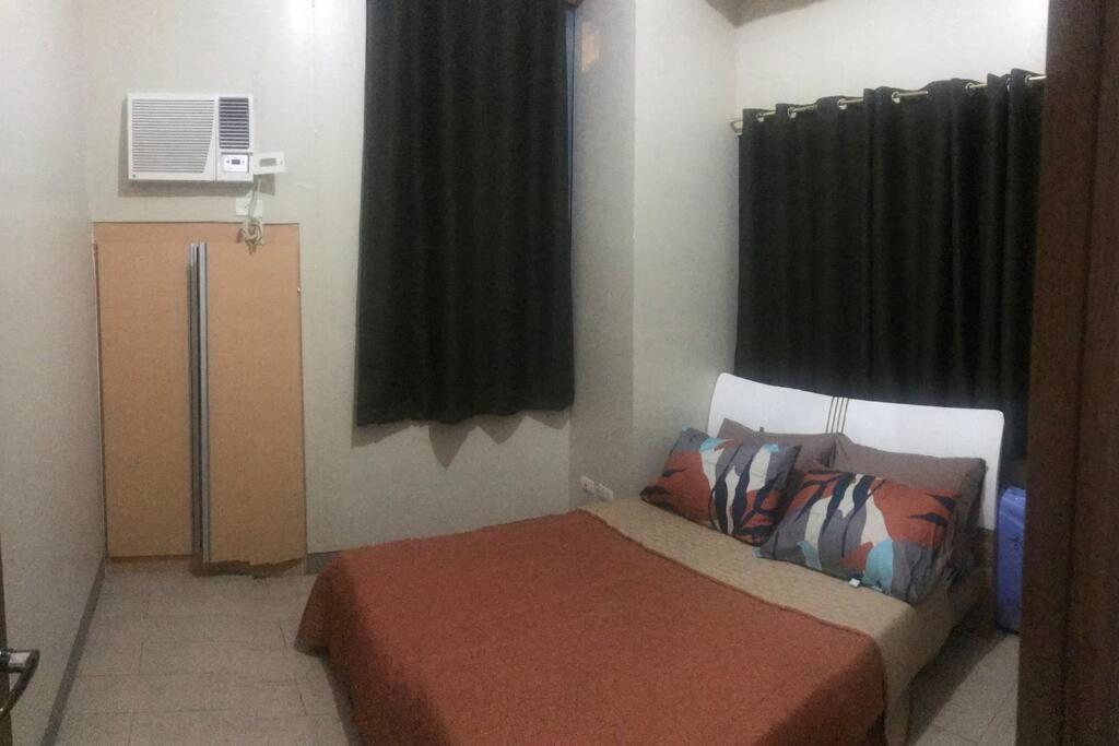 Lovely 2 Bed Room Condo Infront Of Naia Terminal 3 Manila Exterior foto